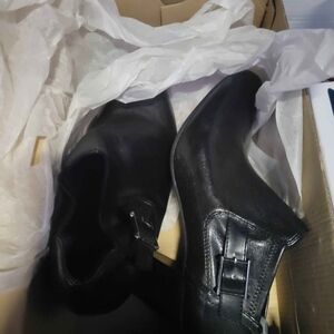 Elegant Black Women's Shoes